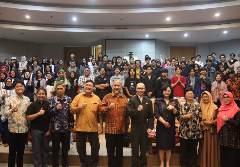PERHUMAS Muda Jakarta Raya Berkolaborasi dengan Universitas Persada Indonesia Y.A.I Gelar Smart Digital Creator
